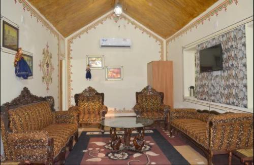 Hotel Vijayvargiya Dhani Биканер Екстериор снимка