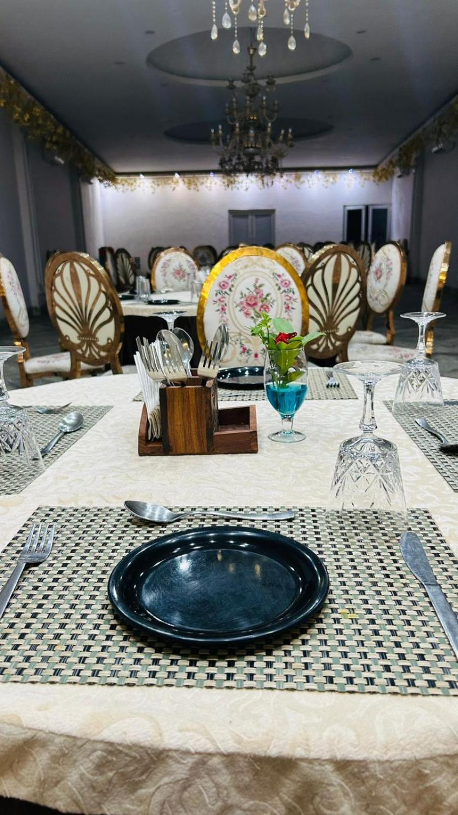 Hotel Vijayvargiya Dhani Биканер Екстериор снимка