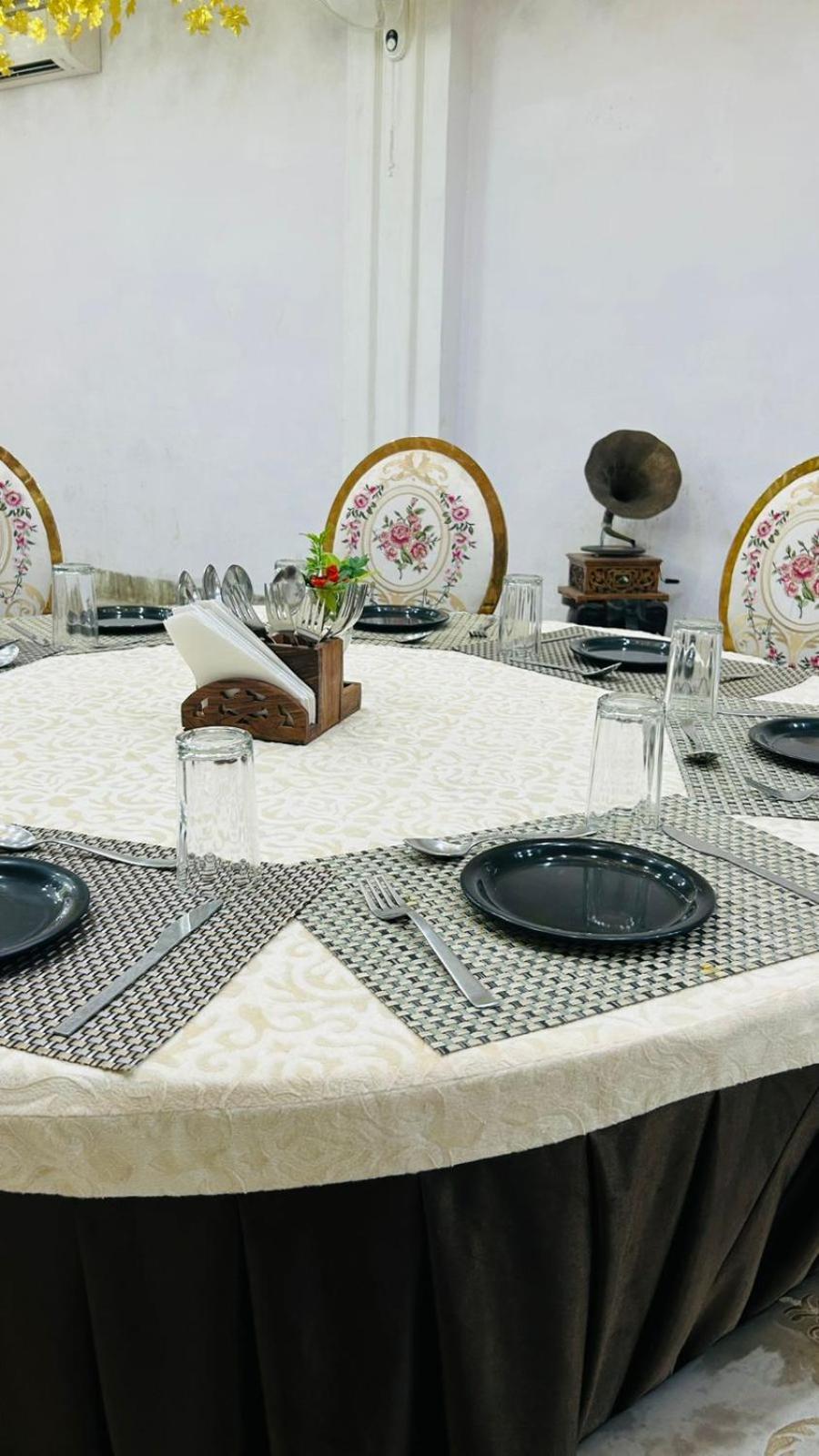 Hotel Vijayvargiya Dhani Биканер Екстериор снимка